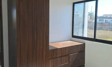 CASA NUEVA EN VENTA EN CUAUTLANCINGO, ATRÁS DE PLAZA SAN DIEGO EN FRACCIONAMIENTO