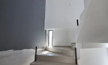 CASA NUEVA EN VENTA EN CUAUTLANCINGO, ATRÁS DE PLAZA SAN DIEGO EN FRACCIONAMIENTO
