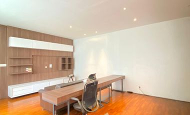 Premium House Golf View at Paramount Hill Golf Gading Serpong