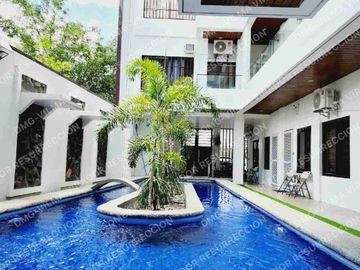 2 Bedroom Condominium near SM Clark For RENT