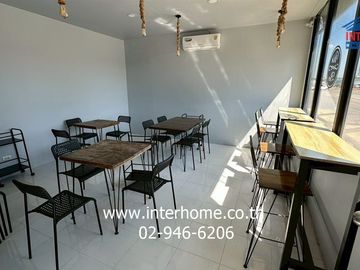 66 sq m. of stalls, Garden Zone 1 (Pratu Bangkok Plaza Project), opposite Theing Na Restaurant, Phahon Yothin Road, Phahon Yothin-Lam Luk Ka Road, Sai