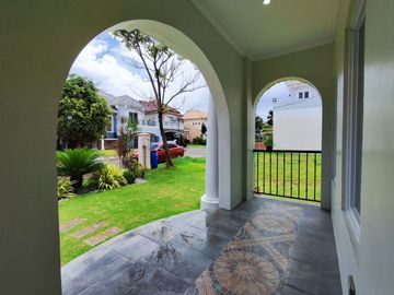 Modern Mediterrian House and Lot for Sale in Ayala Alabang-MD