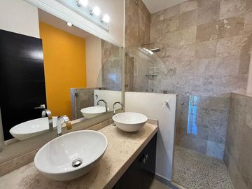 RENTA DEPARTAMENTO CON BALCÓN Y AMENITIES EN LOMAS DE TETELA APA_5300 CUE/DL