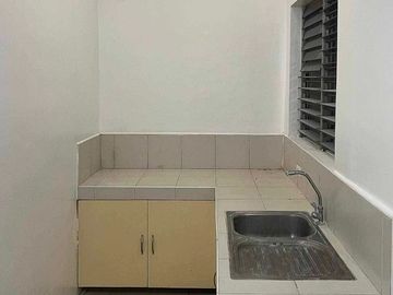 Spacious Family House Offering Relaxing and Cheerful Lifestyle