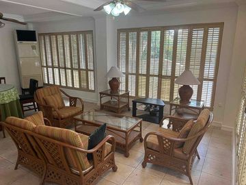 Spacious Family House Offering Relaxing and Cheerful Lifestyle