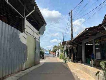 Disewakan Gudang Dengan ruang kantor dan mess karyawan di Jalan Raya Puspitek, Buaran, Serpong, Kota Tangerang selatan