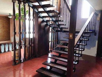 Casa para oficinas  o CONSULTORIOS, 330 m2  en RENTA en Rio de las Avenidas. Pachuca Hidalgo.
