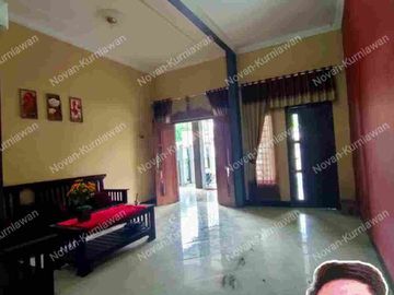 RUMAH MEGAH HALAMAN LUAS CANGGU MOJOKERTO
