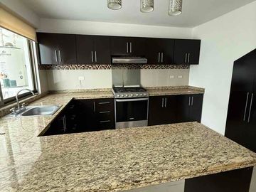 Casa amplia y en la mejor zona Vive en Palmira Zona Country Villahermosa Tabasco