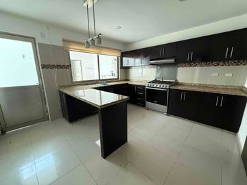 Casa amplia y en la mejor zona Vive en Palmira Zona Country Villahermosa Tabasco