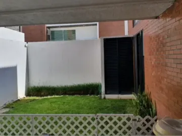 CASA A LA VENTA EN CAMINO REAL DE LOS CIPRESES, CHOLULA, PUEBLA