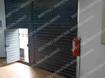 ALQUILER LOCAL EN ESQUINA 68.58m2 (CERCA A SOYUZ)