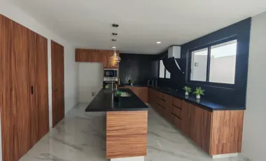 Casa en Venta en Lomas de Angelópolis 3, Excelente Opción en una de las zonas más exclusivas:  Perfecta para clientes que buscan confort, lujo y más