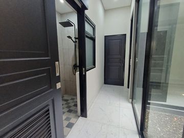 RUMAH DI 7A GADING SERPONG