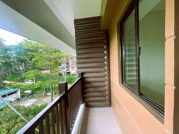 🌸 Comfort & Style in Baguio – 1BR Condo with Balcony Near Pink Sisters & The Cathedral!