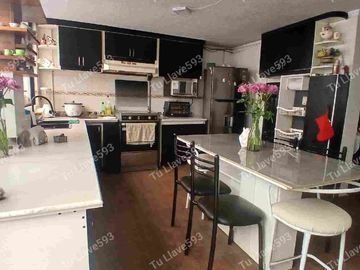 VENDO CASA 3 DORMITORIOS + SUITE