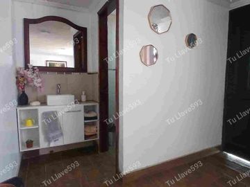 VENDO CASA 3 DORMITORIOS + SUITE