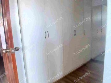 VENDO CASA 3 DORMITORIOS + SUITE