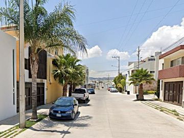 VENTA CASA: Seneca 200, Villa Magna, 78183 San Luis Potosí, S.L.P