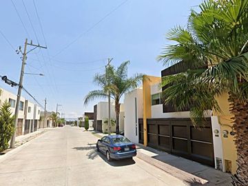 VENTA CASA: Seneca 200, Villa Magna, 78183 San Luis Potosí, S.L.P