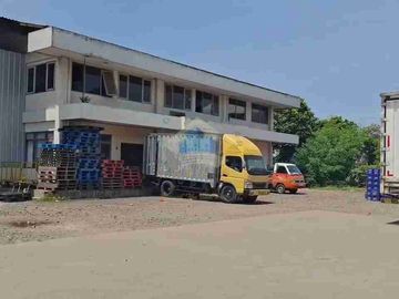 Jual gudang siap pakai di jl raya Legok - karawaci, Tangerang dekat tol
