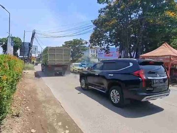 Jual gudang siap pakai di jl raya Legok - karawaci, Tangerang dekat tol