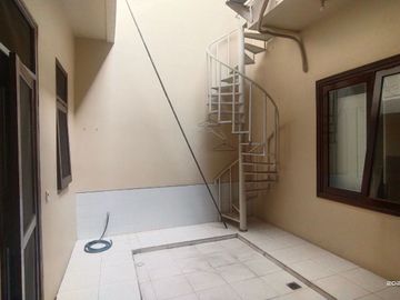 TERMURAH RUMAH BAGUS TERAWAT SIAP HUNI WISATA BUKIT MAS CLUSTER MADRID