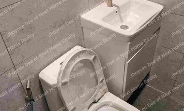 Powered by Solar Panel and Big WaterTank / 3 + 1 BRs and 3 T&B with Swimming Pool and Modern Kitchen Sink (powered by Water Filter Device)