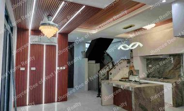 Powered by Solar Panel and Big WaterTank / 3 + 1 BRs and 3 T&B with Swimming Pool and Modern Kitchen Sink (powered by Water Filter Device)