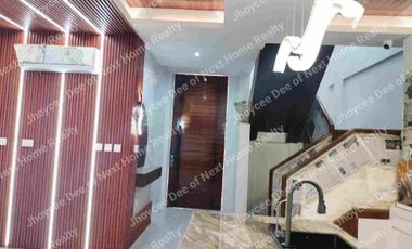 Powered by Solar Panel and Big WaterTank / 3 + 1 BRs and 3 T&B with Swimming Pool and Modern Kitchen Sink (powered by Water Filter Device)