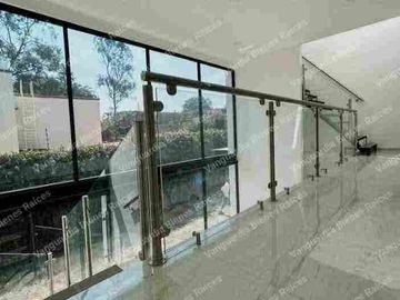 Casa en renta en Delicias Cuernavaca. En privada en la zona dorada, rondines de vigilancia! Cerca de colegios, centros comerciales, bancos, hospitales