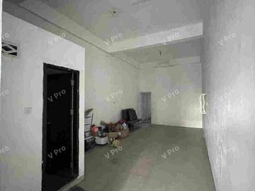 disewakan ruko dua lantai lokasi strategis di jl ratulangi dekat mall dan poros jalan