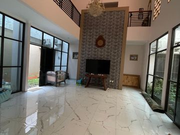 Rumah Asri dan Eklusive dengan Model Moderen di Kawasan Hunian Eklusive Sawangan Permai Depok