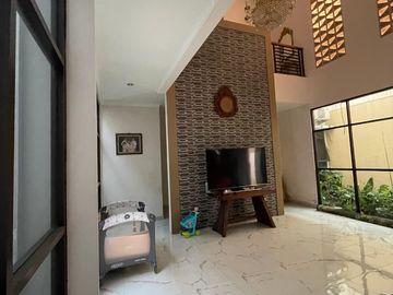 Rumah Asri dan Eklusive dengan Model Moderen di Kawasan Hunian Eklusive Sawangan Permai Depok