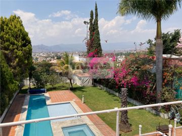 Casa en VENTA | Lomas de Cocoyoc