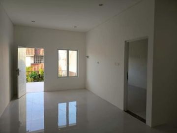 Rumah Kawasan Bsd City Villa Melati Mas Kondisi Rapih Baru Renovasi