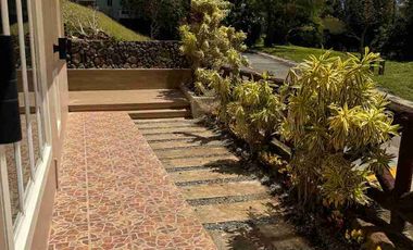 Canyonwoods Residential Resort 3 floors fully furnished for sale in Laurel Batangas