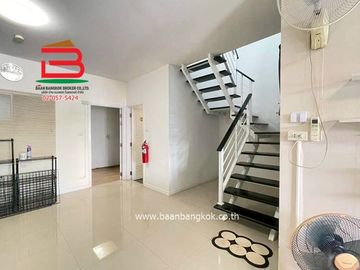 ทาวน์โฮม หมู่บ้านพฤกษา 116 (ใกล้มหาลัยเทคโนโลยีราชมงคลธัญบุรี) เนื้อที่ 17.4 ตรว. อำเภอคลองหลวง ปทุมธานี