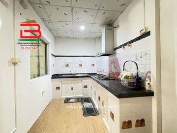 ทาวน์โฮม หมู่บ้านพฤกษา 116 (ใกล้มหาลัยเทคโนโลยีราชมงคลธัญบุรี) เนื้อที่ 17.4 ตรว. อำเภอคลองหลวง ปทุมธานี