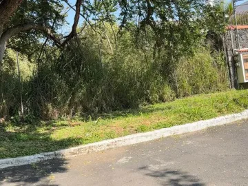Lomas De Cuernavaca Morelos Se Vende Terreno De 2,700 M2