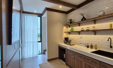 DIJUAL RUMAH BARU HIGH SPEK DIAN ISTANA, SURABAYA BARAT