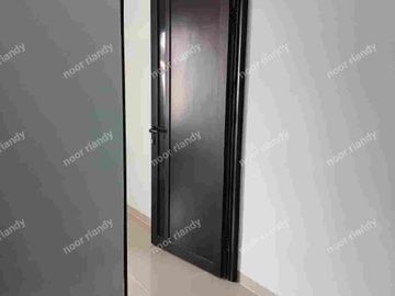 DI JUAL 4 UNIT MINI HOUSE 2 LANTAI AKSES MOTOR DI KAMPUNG GEDONG PASAR REBO JAKTIM