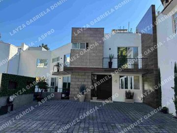 Se vende casa Lomas de Bellavista