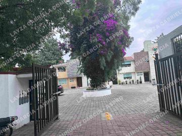 Se vende casa Lomas de Bellavista