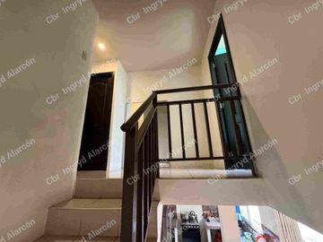EN VENTA CASA DE DOS PLANTAS URBANIZACIÒN VILLA BONITA / MI LOTE 2