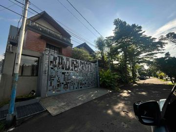 DIJUAL Rumah Elite Cipinang Melayu
