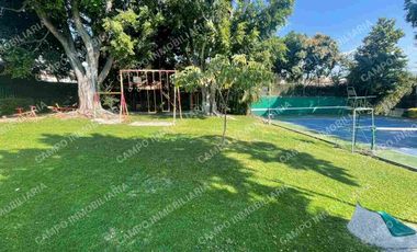 VENTA Ó RENTA CASA EN ZONA DORADA COL. DELICIAS, CUERNAVACA MOR.