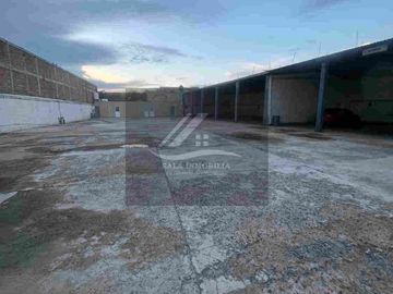 RENTA O VENTA ESPECTACULAR TERRENO FINCA DE 3575metros ubicado en pleno boulevard convocación para Bodegas, CEDI, Pensión, almacén o cualquier tienda departamental o de autoservicio
