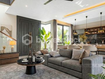 Spacious Freehold Living Surrounded by Nature in Tampak Siring, Ubud