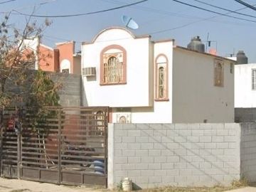 VENTA CASA: Del Encino #77, Colonia Arboledas Del Mezquital, C.P. 66630 Municipio Apodaca, Nuevo León